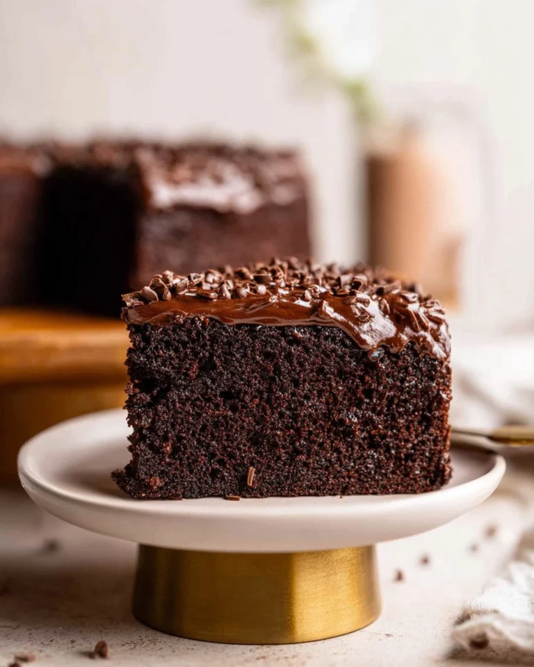 Sour-Cream-Chocolate-Cake-Recipe